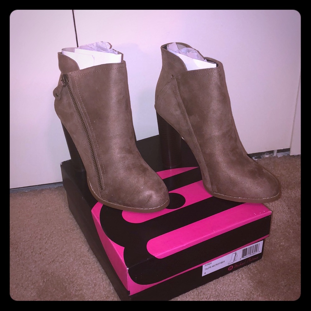 New Michael Antonio Piper Taupe Microfiber Boots